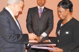 Côte d'Ivoire : Les Etats Unis effacent 102,7milliards de FCFA de dette